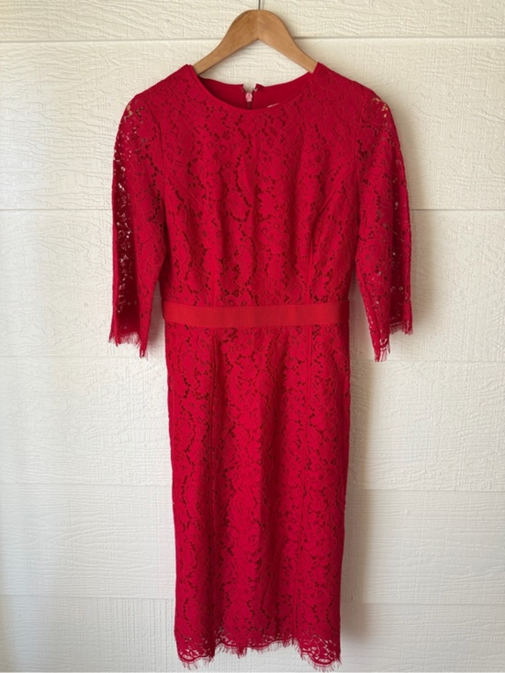 Eva Mendes Red Lace Sheath Dress Size Small 3/4 Sleeve Cocktail Party